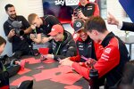 Esteban Ocon (Haas) und Oliver Bearman (Haas) 
