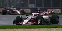 Esteban Ocon und Oliver Bearman (Haas VF-25) beim Formel-1-Rennen in Australien 2025
