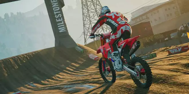 Monster Energy Supercross 25 -  Mehr Gameplay, mehr Features, mehr Matsch