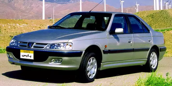 Im Iran kann man auch  noch eine 405 Limousine kaufen - Ladenneuer Peugeot-Klassiker